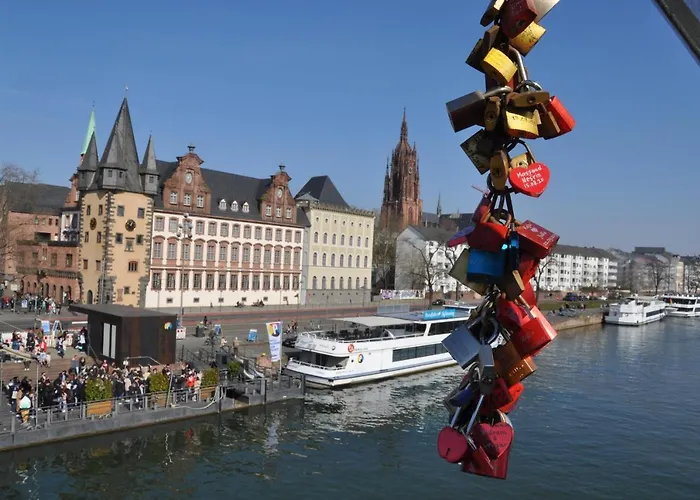 Frankfurt Bed & Breakfast
